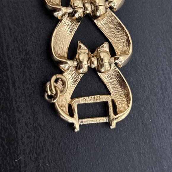 Vtg Monet Gold Tone MCM Chunky Link Bracelet w/ Safety Chain Heart Black Enamel - Picture 7 of 8